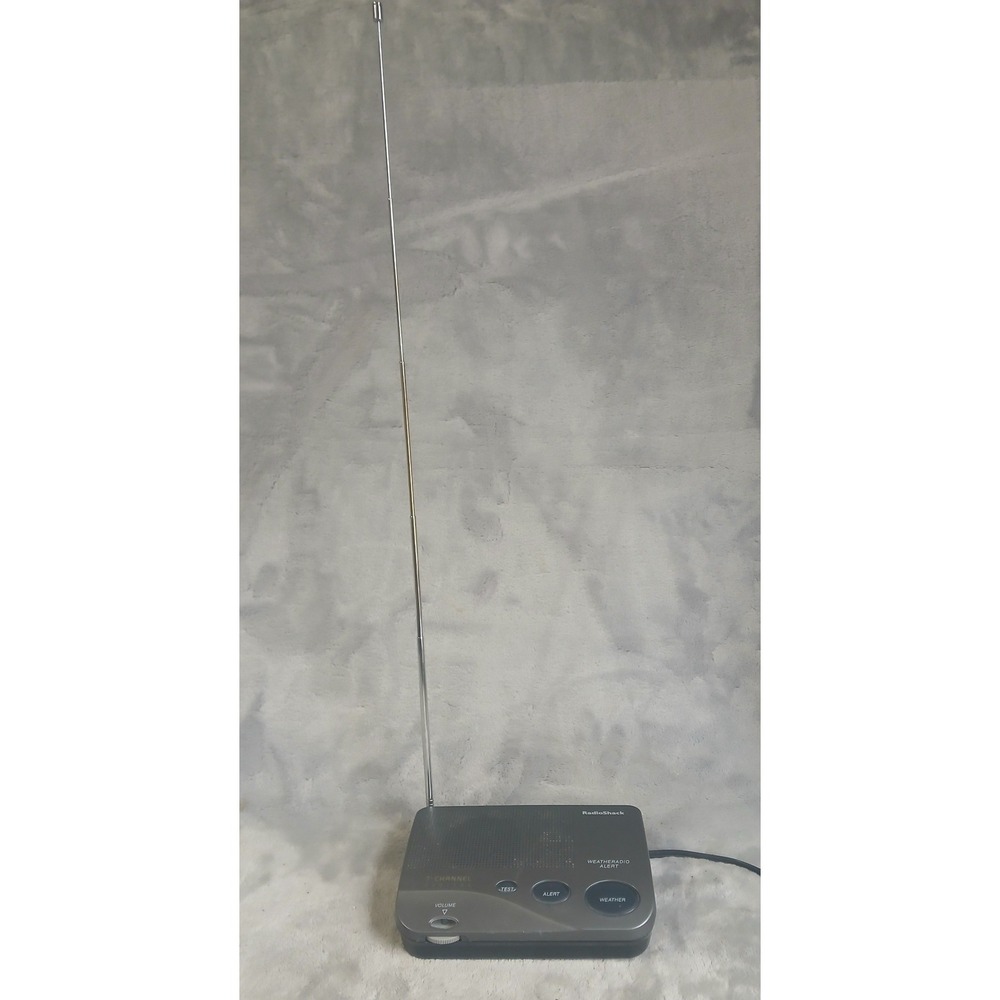 RadioShack 7-Channel Digital Weatheradio Alert Emergency Radio Gray 12-247A